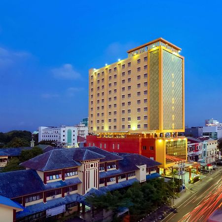 Best Western Plus Makassar Beach Hotel Exterior foto